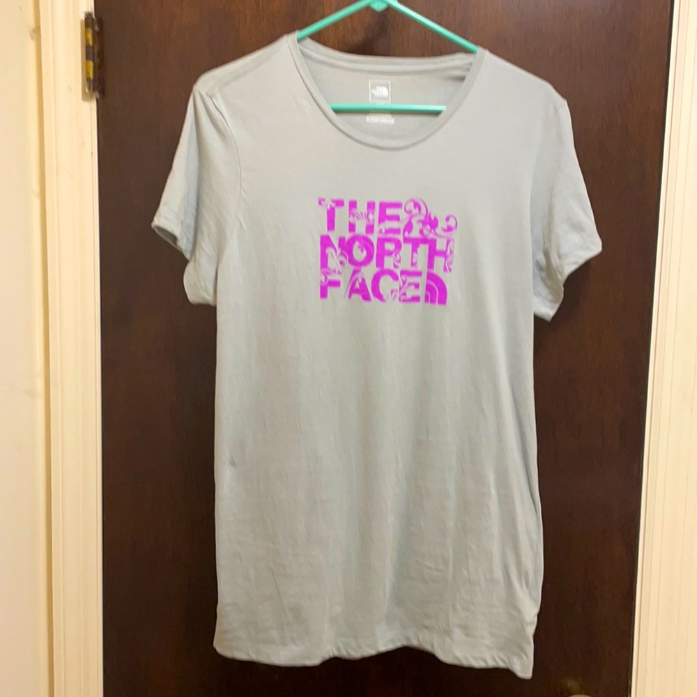 Women’s North Face Tee
